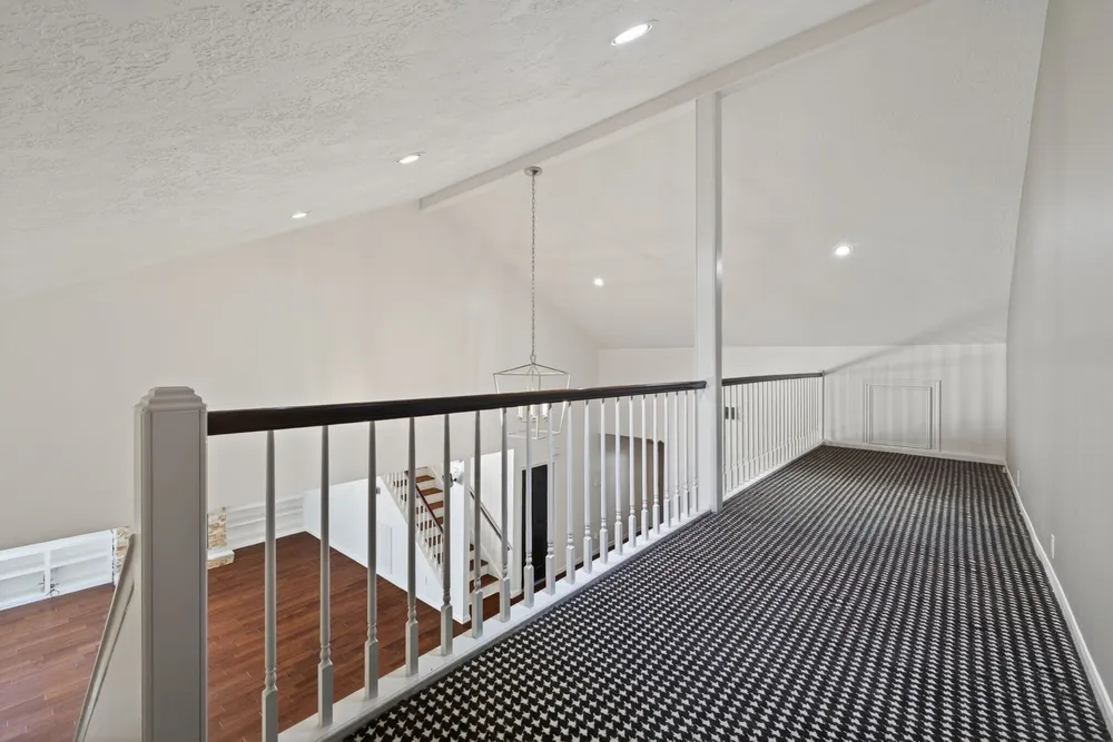 10707 Boardwalk St, Houston, TX 77042
