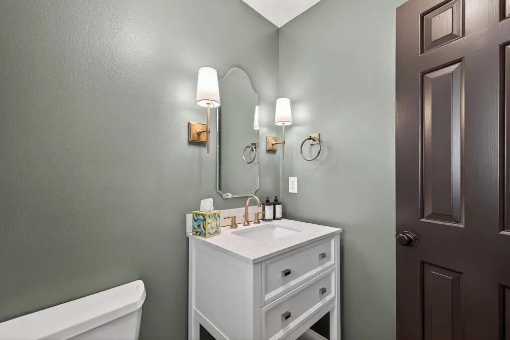 10707 Boardwalk St, Houston, TX 77042