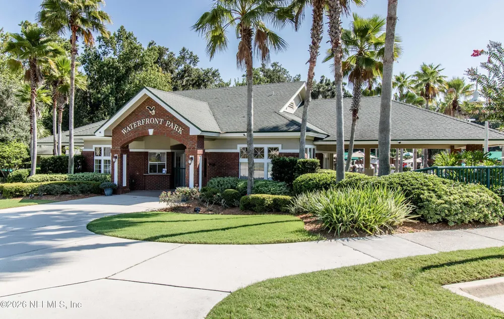 2525 Sunny Creek Dr, Fleming Island, FL 32003