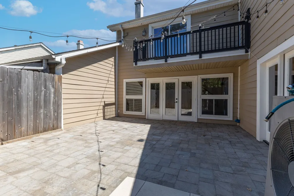 10707 Boardwalk St, Houston, TX 77042