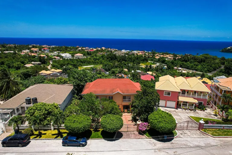 SPRING VALLEY ESTATE St. Mary