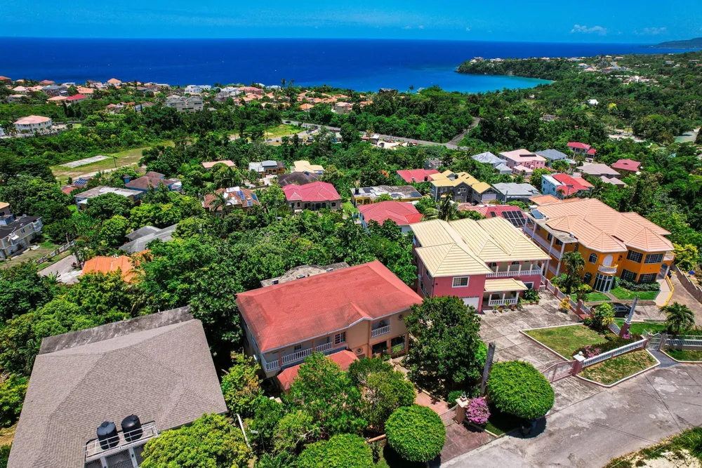 SPRING VALLEY ESTATE St. Mary