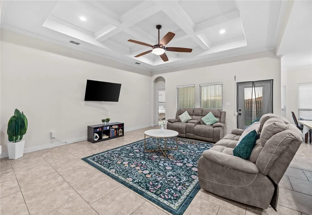 3818 Pennine Way, Corpus Christi, TX 78414