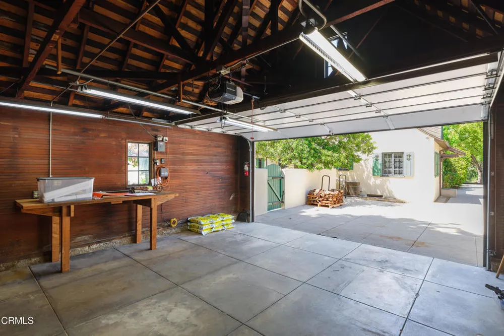 690 Prospect Blvd, Pasadena, CA 91103