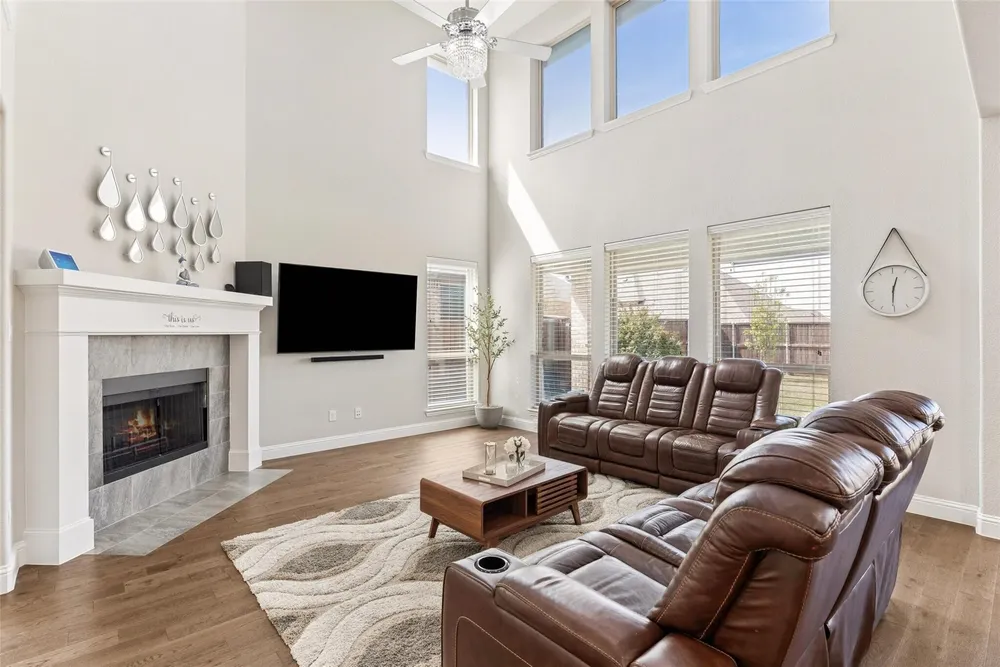 13761 Stallion Heights Ln, Frisco, TX 75035