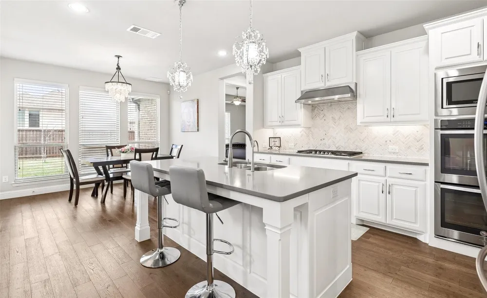13761 Stallion Heights Ln, Frisco, TX 75035