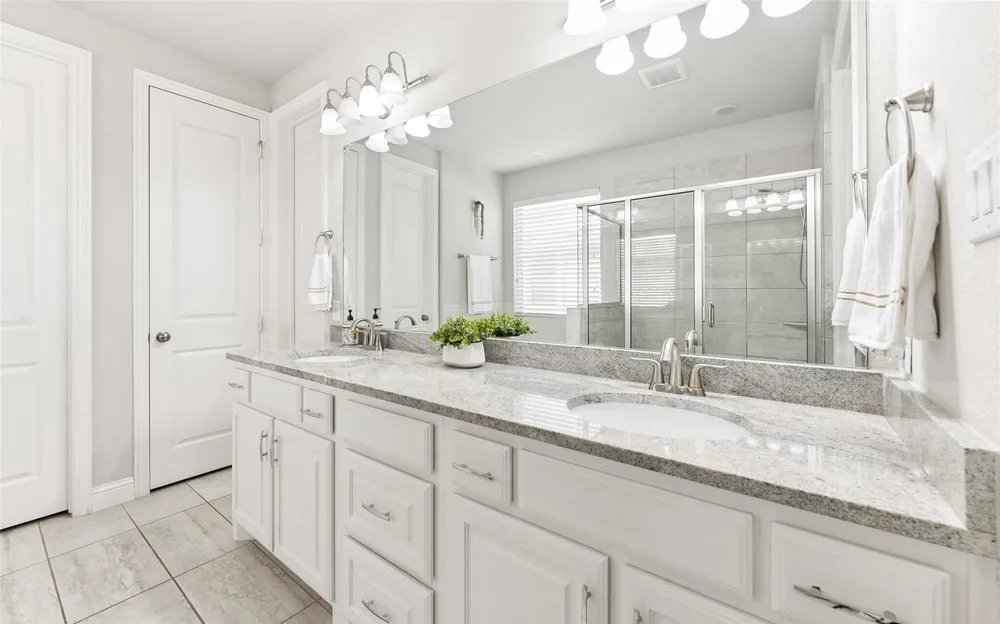 13761 Stallion Heights Ln, Frisco, TX 75035