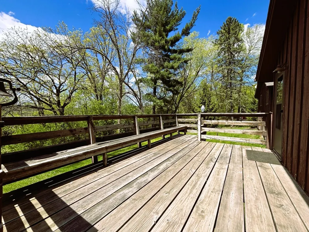1447 Sterling St S, Maplewood, MN 55119
