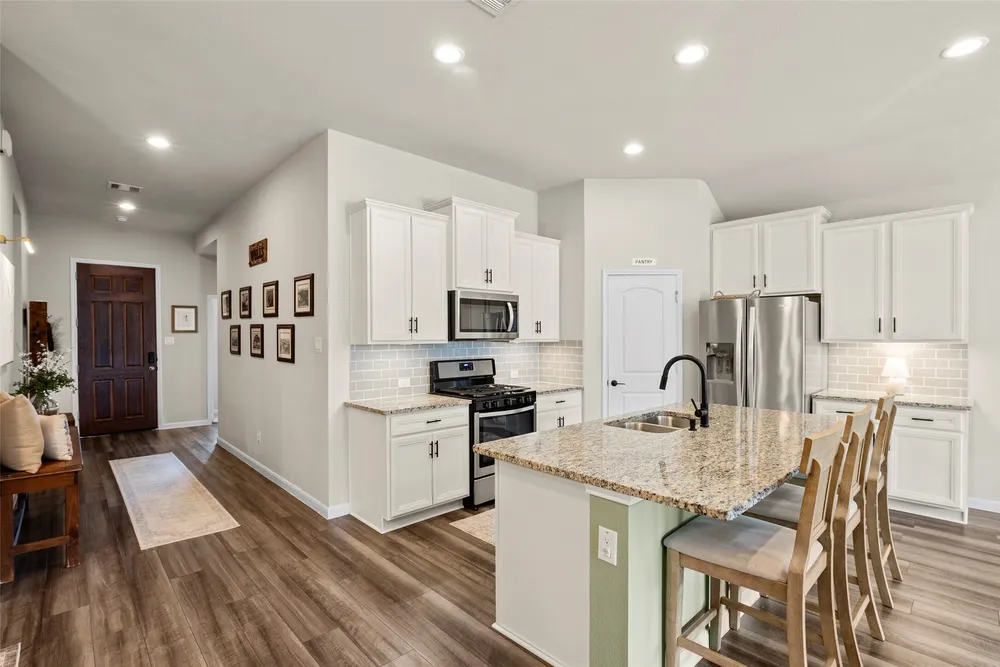 14239 Volcano Perch Dr, Conroe, TX 77384