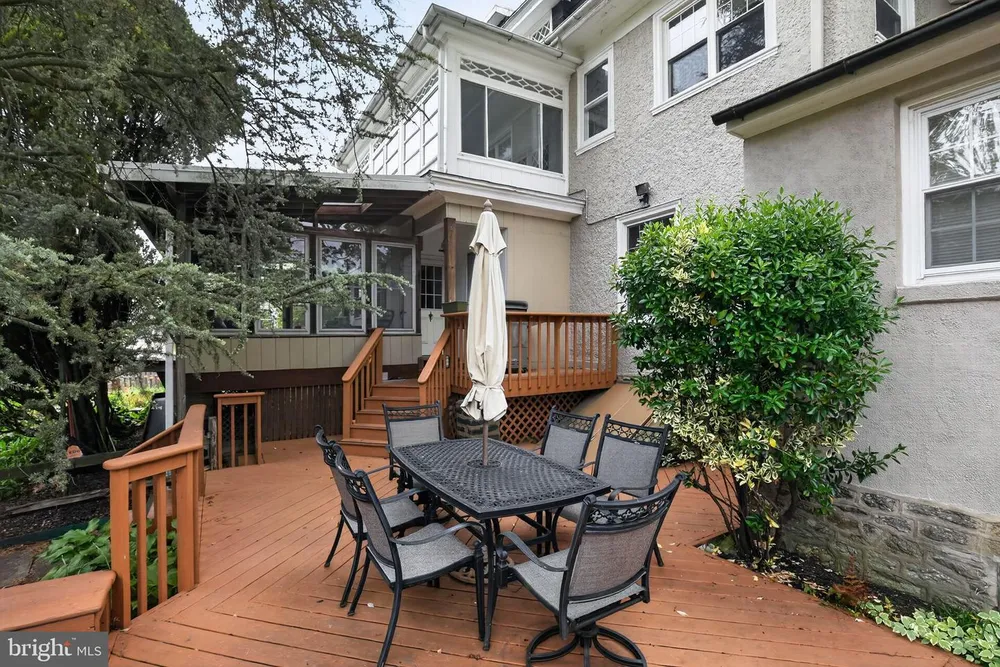 121 Weldy Ave, Oreland, PA 19075