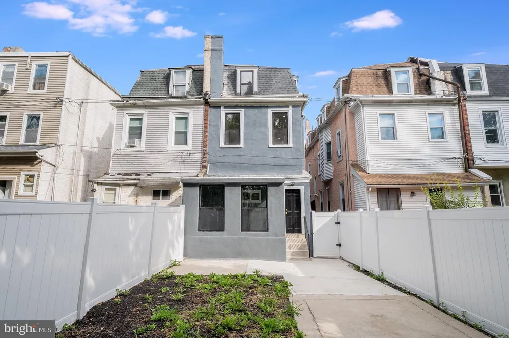 111 W Sharpnack St, Philadelphia, PA 19119