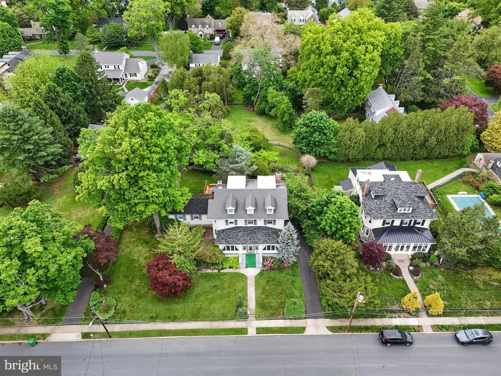 121 Weldy Ave, Oreland, PA 19075