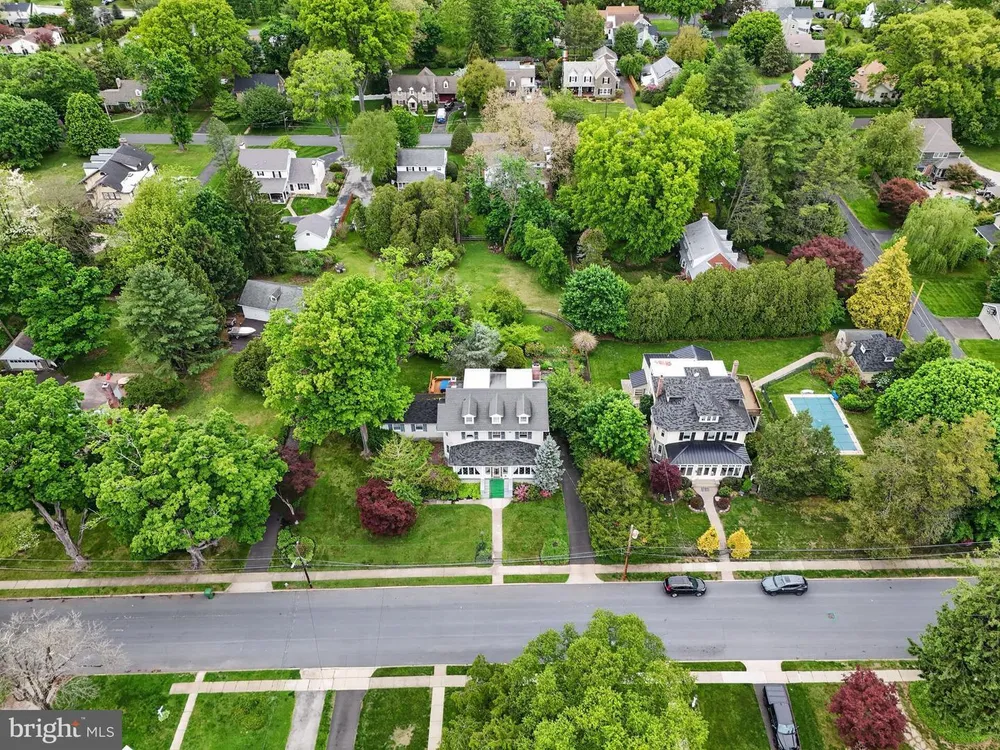 121 Weldy Ave, Oreland, PA 19075