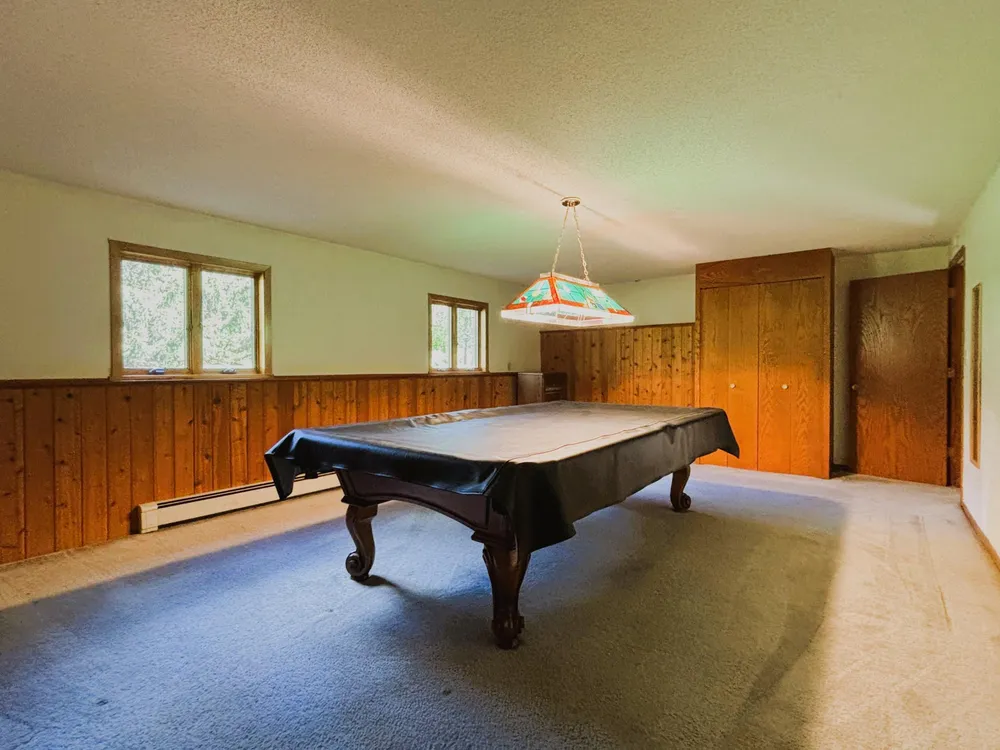1447 Sterling St S, Maplewood, MN 55119