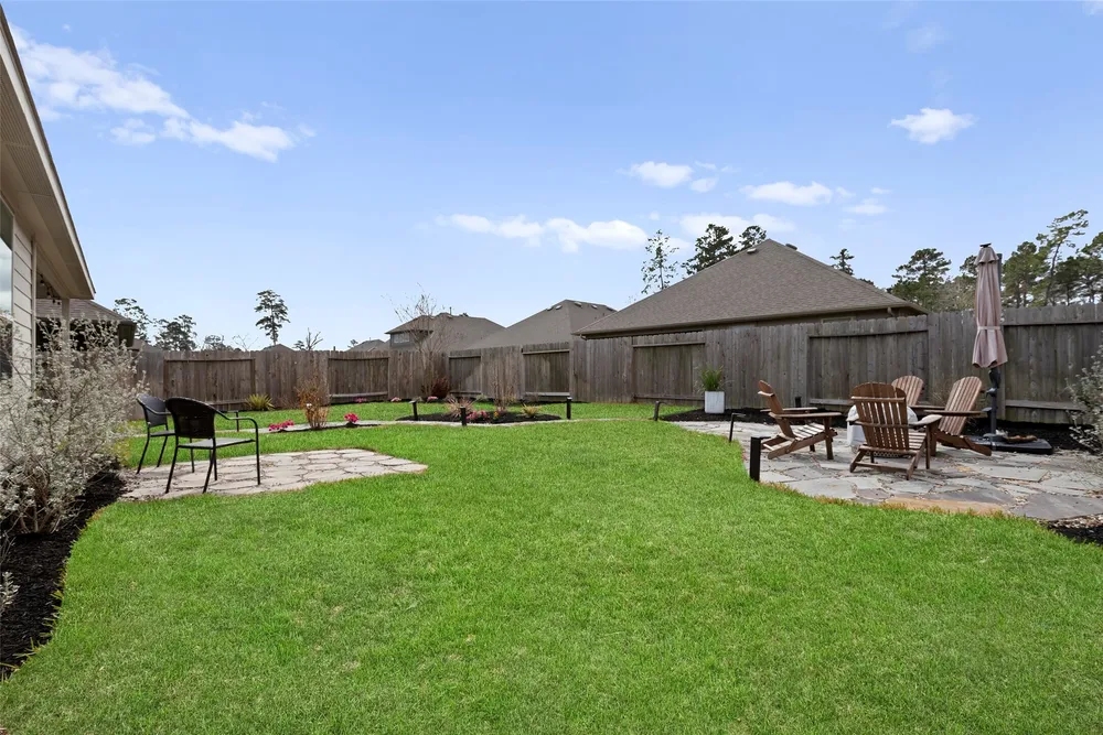 14239 Volcano Perch Dr, Conroe, TX 77384