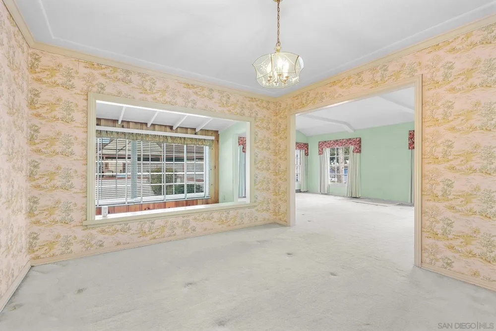 700 E 1st St, National City, CA 91950
