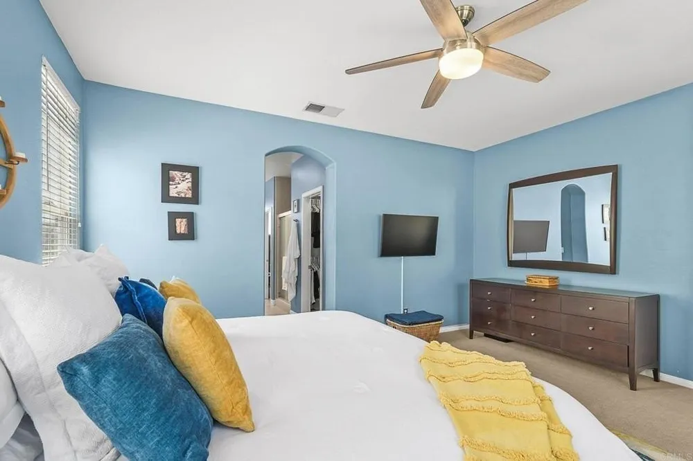 1203 Santa Olivia Rd, Chula Vista, CA 91913-2811
