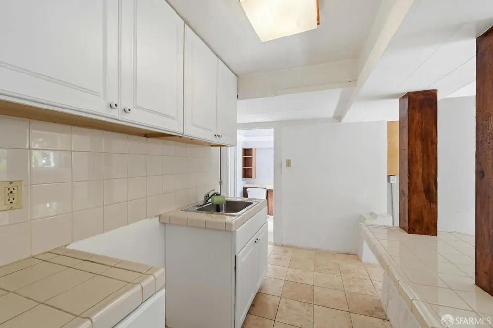 607-609 Masonic Ave, San Francisco, CA 94117