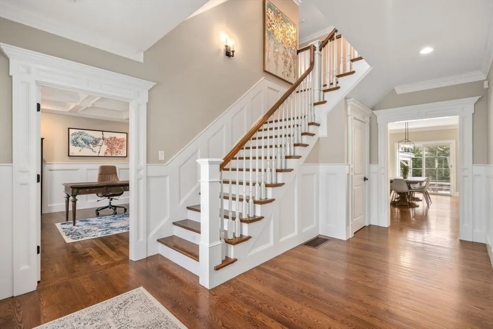 11 Briarwood Dr, Westwood, MA 02090