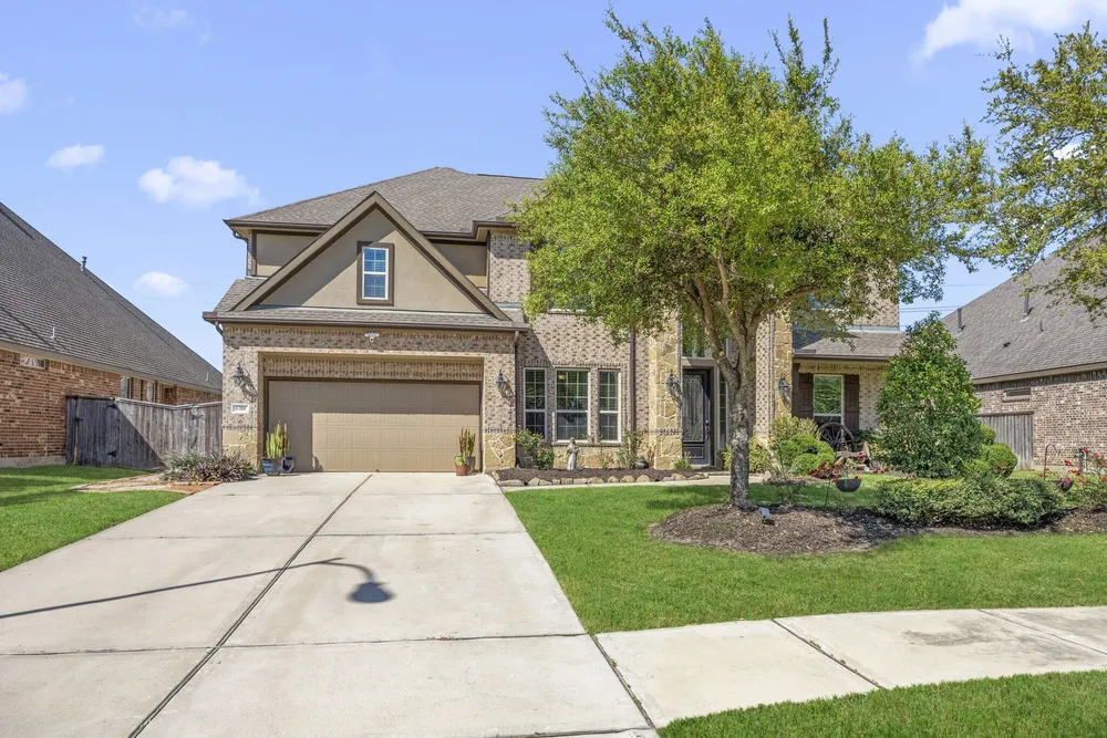 6318 Sunstone Falls Ln, Katy, TX 77493