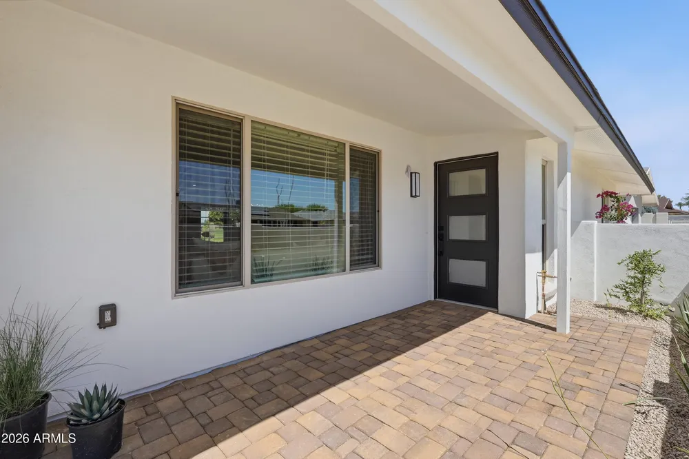 19430 N Willowcreek Circle, Sun City, AZ 85373