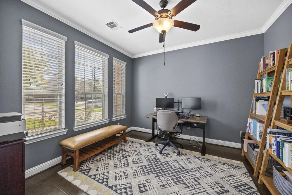 6318 Sunstone Falls Ln, Katy, TX 77493