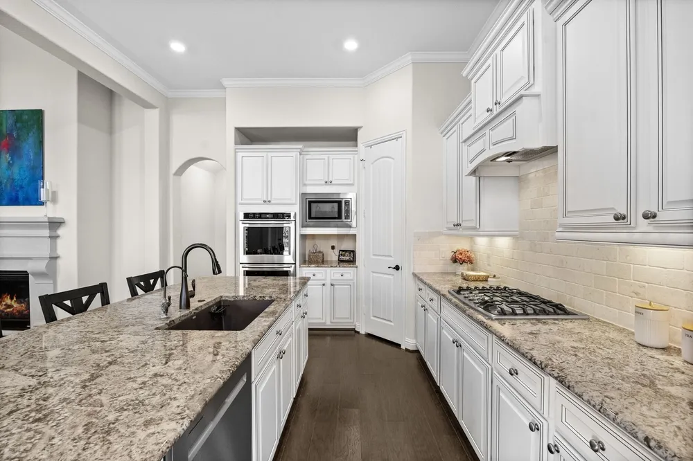 6318 Sunstone Falls Ln, Katy, TX 77493