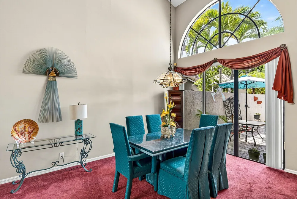 5315 Monterey Circle, Delray Beach, FL 33484