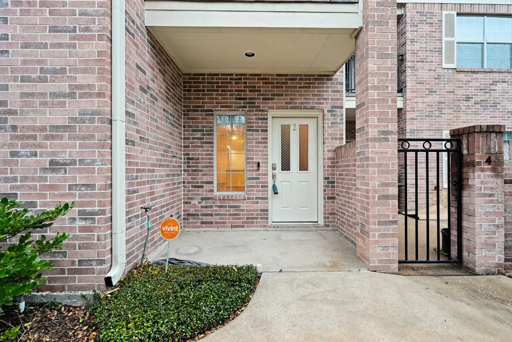 2865 Westhollow Dr, Houston, TX 77082