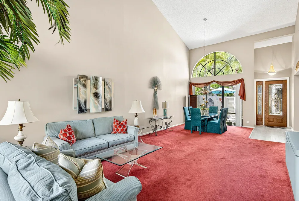 5315 Monterey Circle, Delray Beach, FL 33484