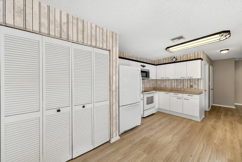 5315 Monterey Circle, Delray Beach, FL 33484