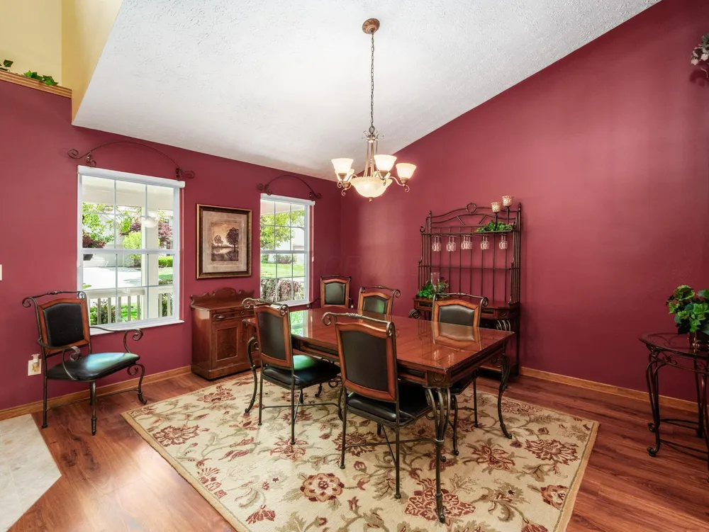 2637 Jefferson Estates Dr, Blacklick, OH 43004
