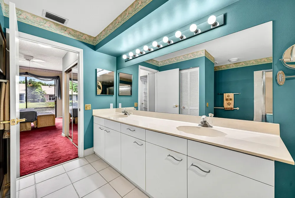 5315 Monterey Circle, Delray Beach, FL 33484