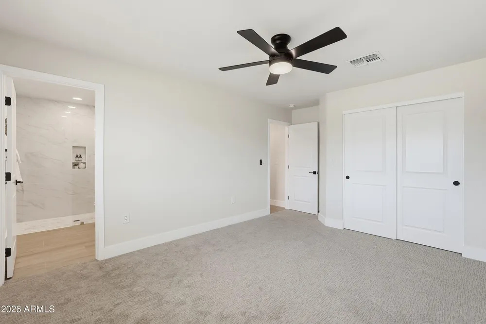 19430 N Willowcreek Circle, Sun City, AZ 85373
