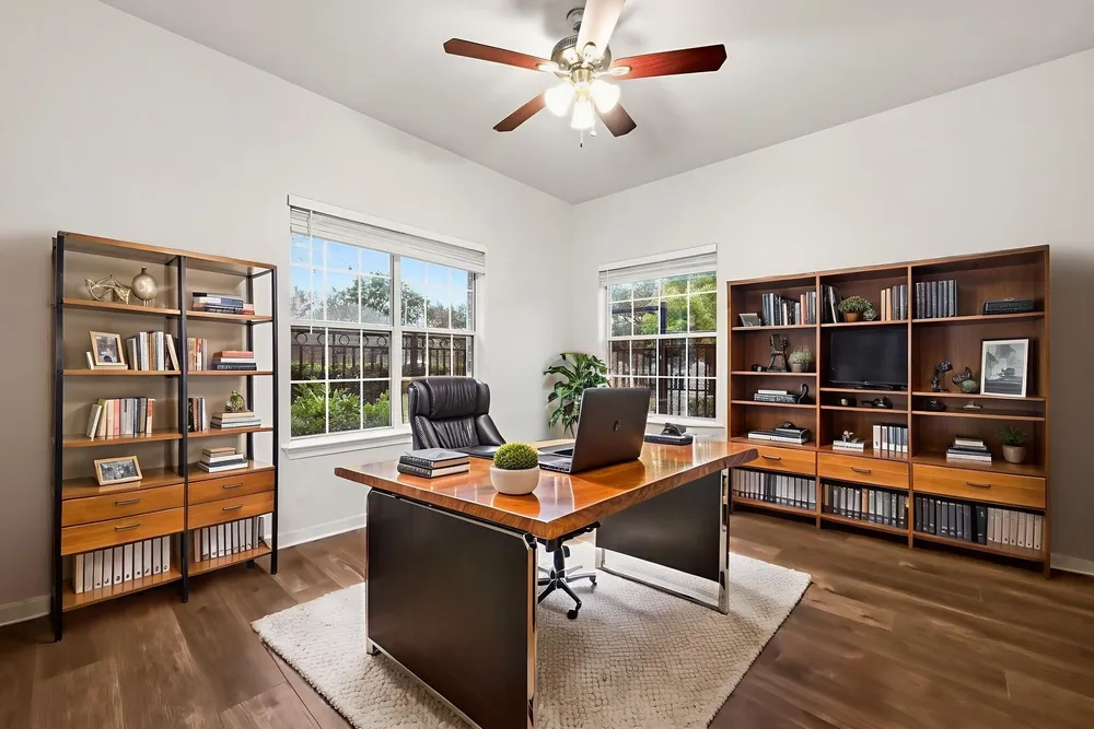2865 Westhollow Dr, Houston, TX 77082