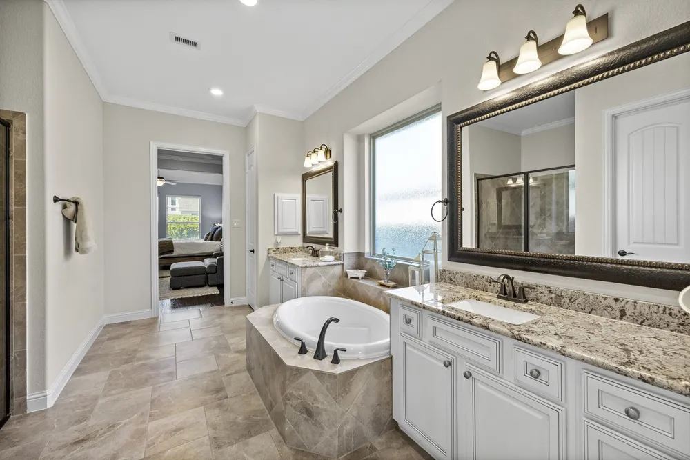 6318 Sunstone Falls Ln, Katy, TX 77493