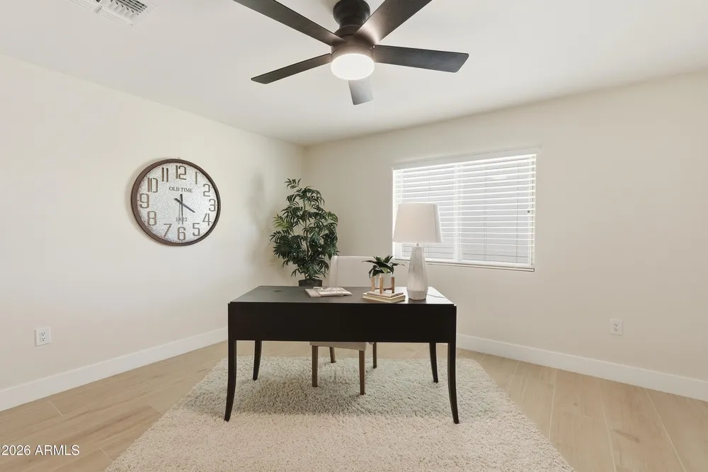 19430 N Willowcreek Circle, Sun City, AZ 85373