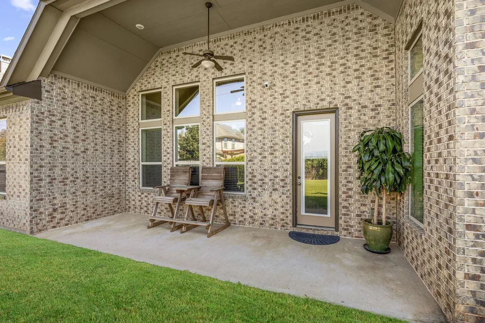 6318 Sunstone Falls Ln, Katy, TX 77493