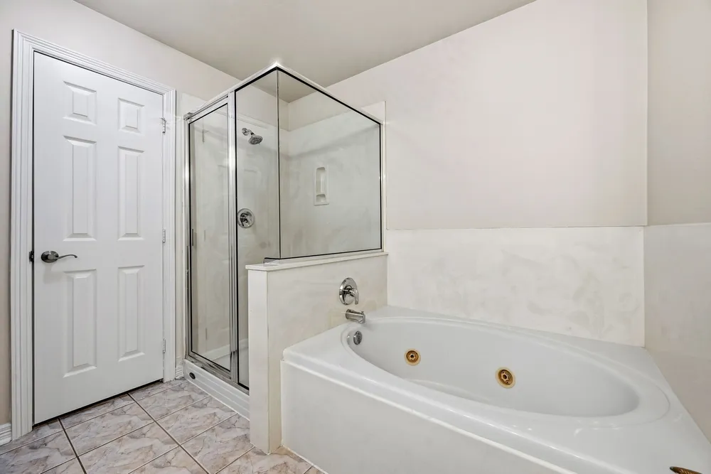 2865 Westhollow Dr, Houston, TX 77082