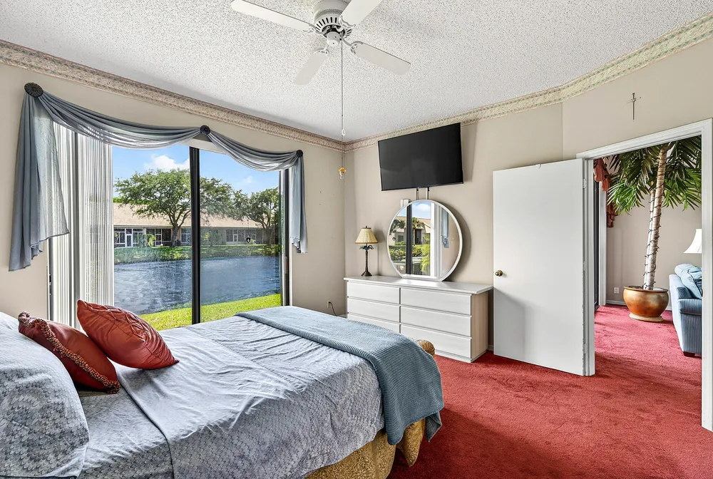 5315 Monterey Circle, Delray Beach, FL 33484