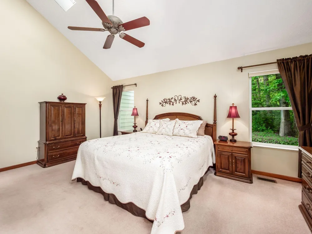 2637 Jefferson Estates Dr, Blacklick, OH 43004