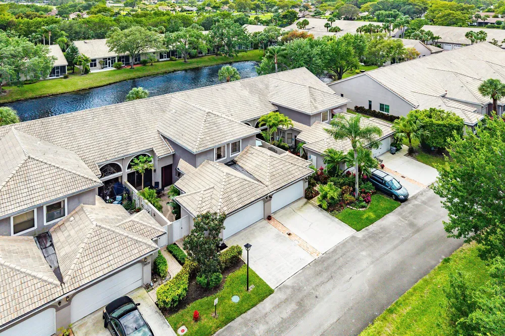 5315 Monterey Circle, Delray Beach, FL 33484