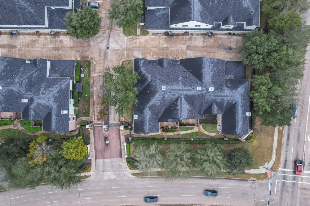 2865 Westhollow Dr, Houston, TX 77082