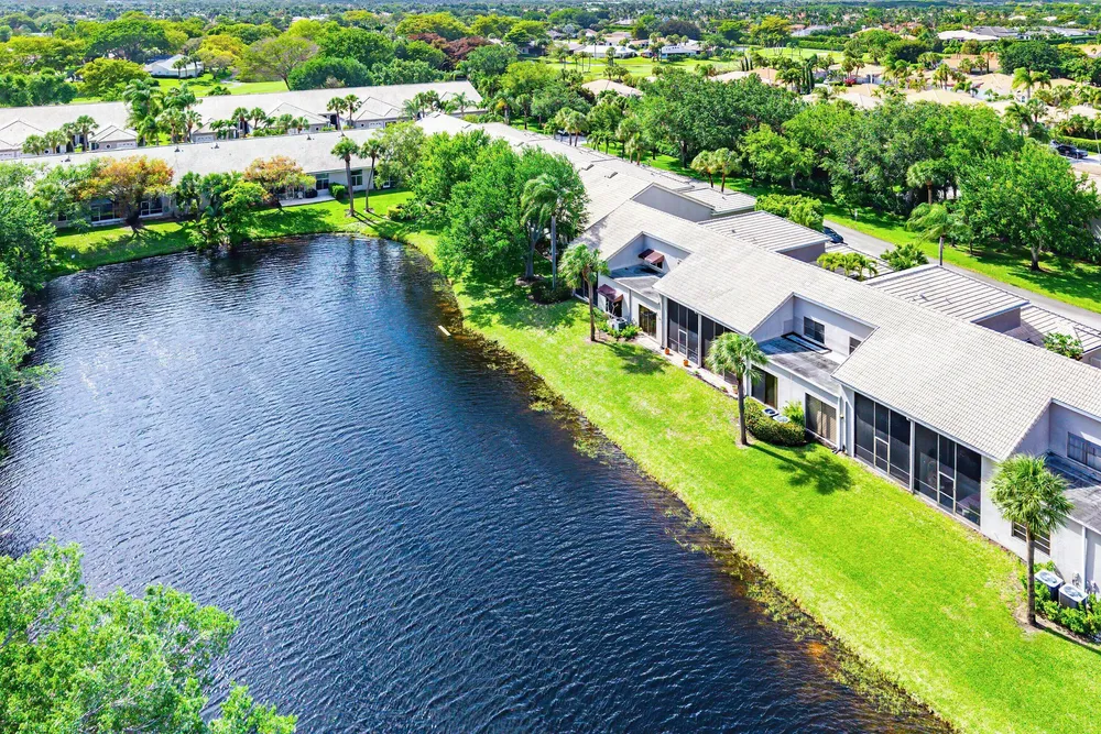 5315 Monterey Circle, Delray Beach, FL 33484