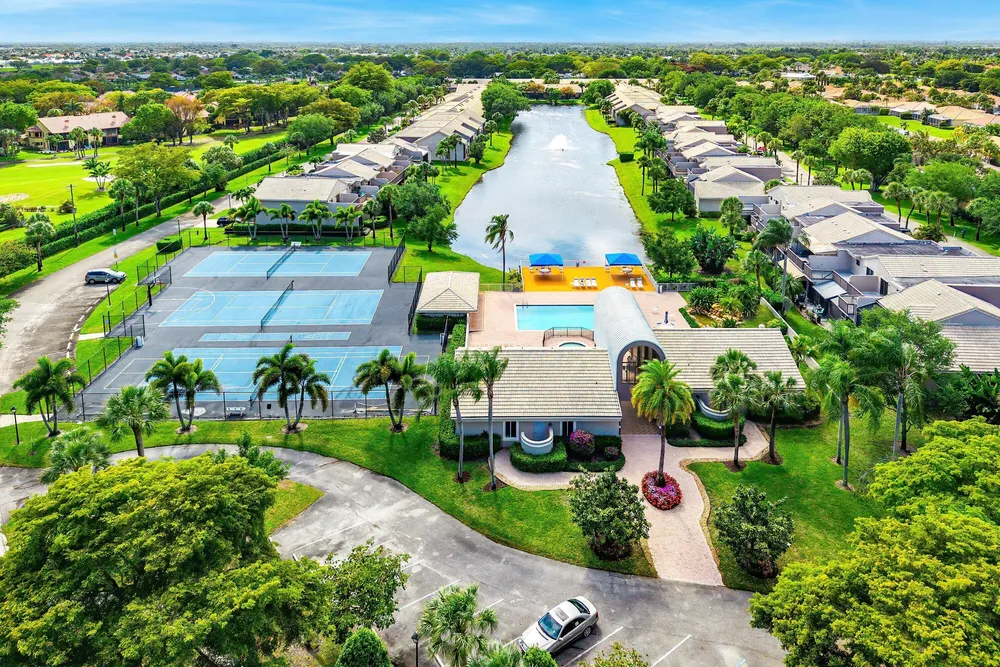 5315 Monterey Circle, Delray Beach, FL 33484