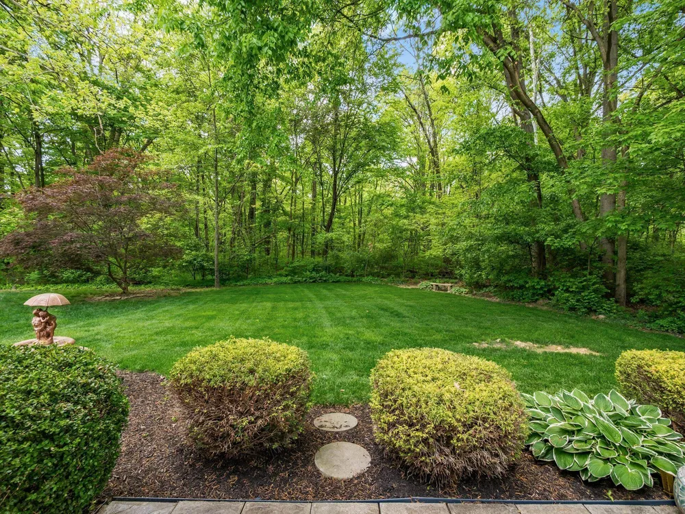 2637 Jefferson Estates Dr, Blacklick, OH 43004