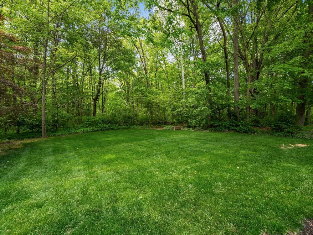 2637 Jefferson Estates Dr, Blacklick, OH 43004