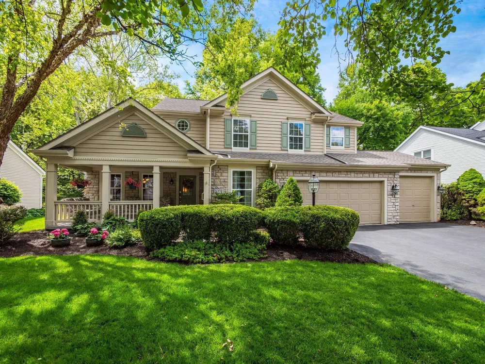 2637 Jefferson Estates Dr, Blacklick, OH 43004