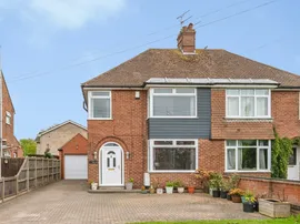 Caister Road, Great Yarmouth thumb 2