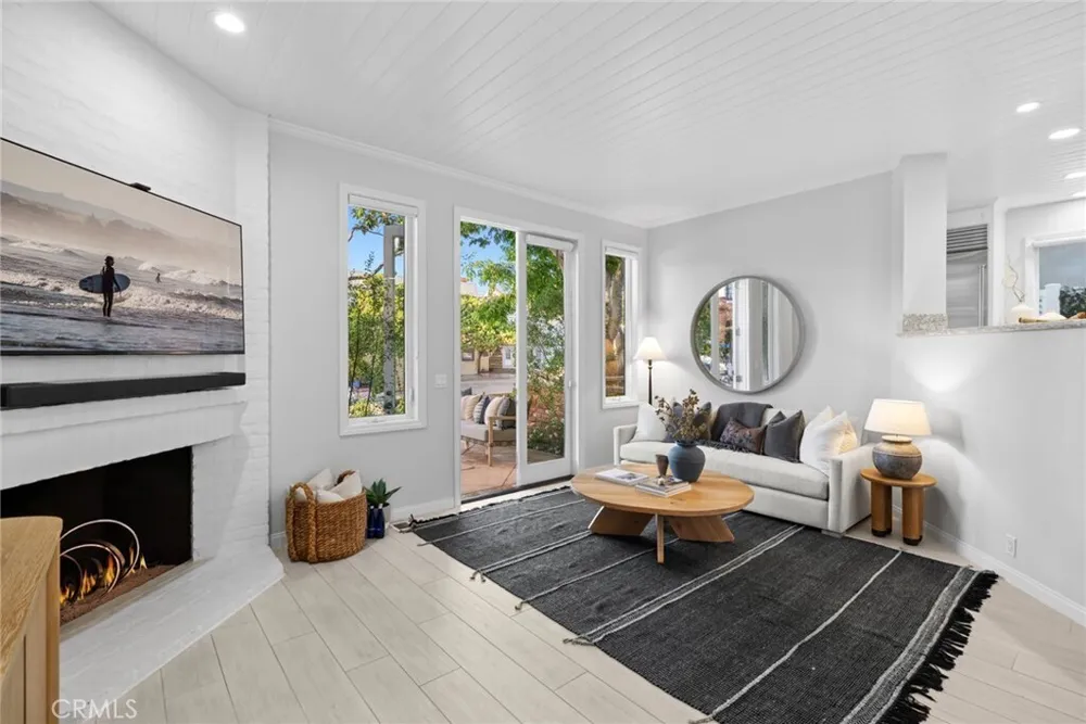 2117 Miramar Dr, Newport Beach, CA 92661